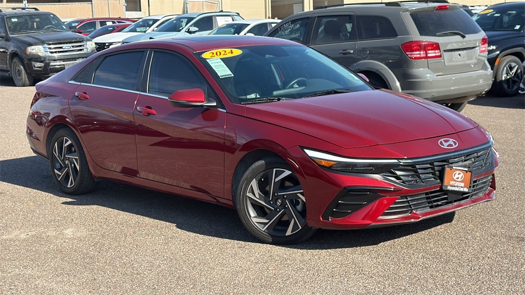 2024 Hyundai Elantra Limited's photo