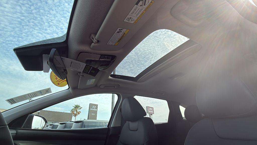 2025 Hyundai Tucson SEL Convenience - Photo 12