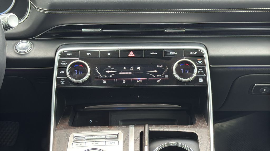 2024 GENESIS GV80 Standard - Photo 22