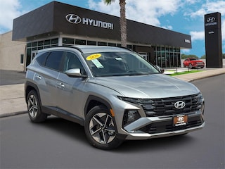 New 2026 Hyundai Tucson SEL Premium FWD SUV for sale near Uvalde, Texas