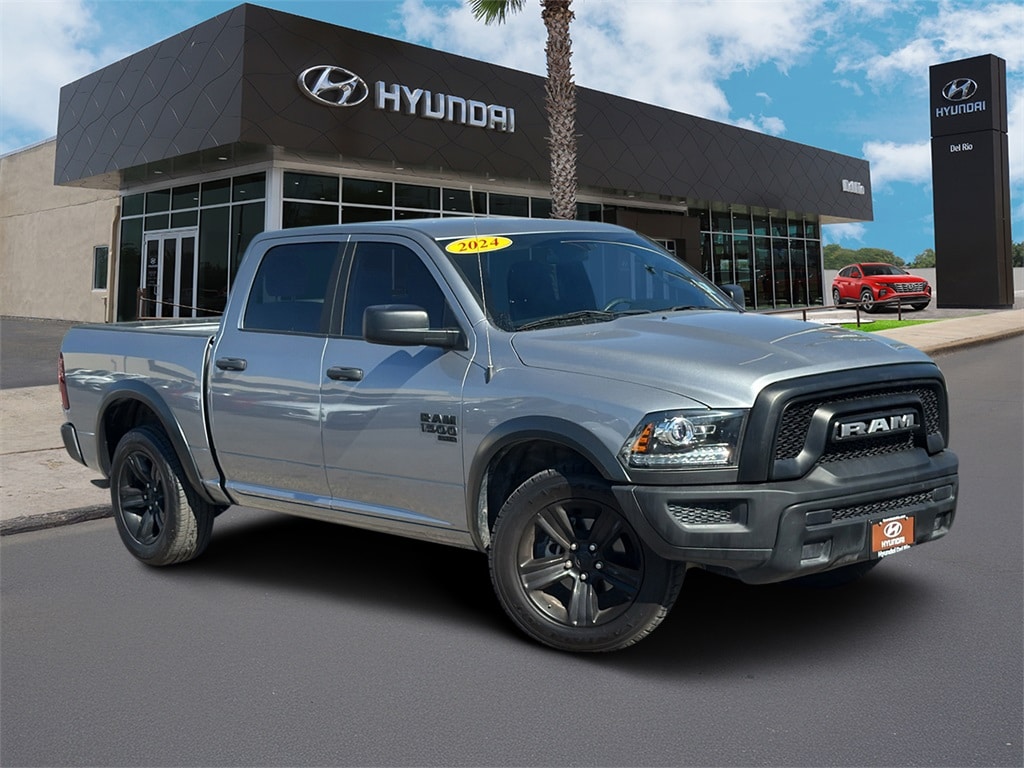 2024 RAM Ram 1500 Classic Warlock's photo