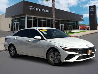 New 2026 Hyundai Elantra SE Sedan for sale near Uvalde, Texas