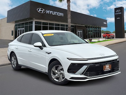 2026 Hyundai Sonata SE Sedan