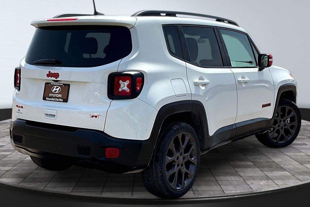 2023 Jeep Renegade Red Edition - Photo 7