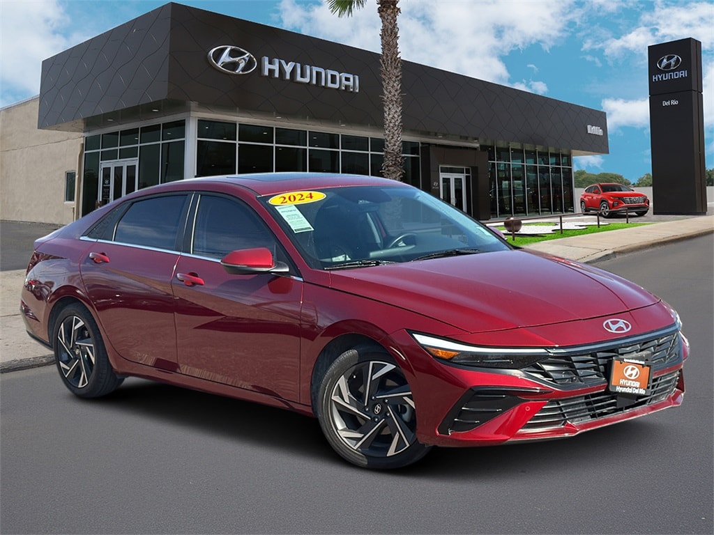 2024 Hyundai Elantra Limited's photo