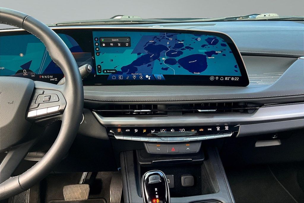 2025 Cadillac XT4 Premium Luxury - Photo 10