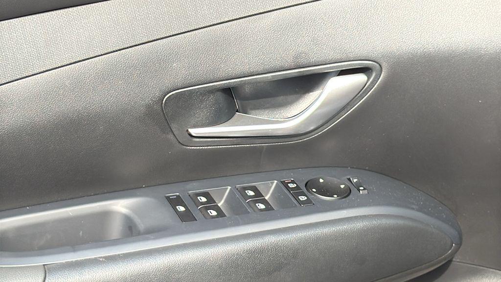 2025 Hyundai Tucson SEL Convenience - Photo 9