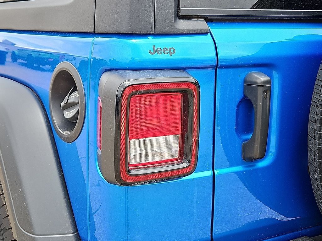 2025 Jeep Wrangler 4-Door Sport S - Photo 7