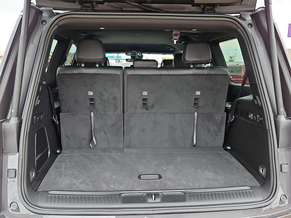 2025 Jeep Wagoneer Series I - Photo 11