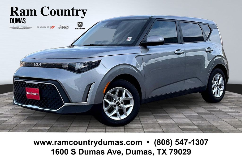 2025 Kia Soul 2.0L LX IVT's photo