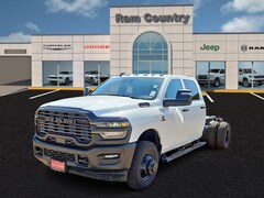 2026 Ram 3500 Chassis Cab TRADESMAN CREW   4X4 60' CA Pickup