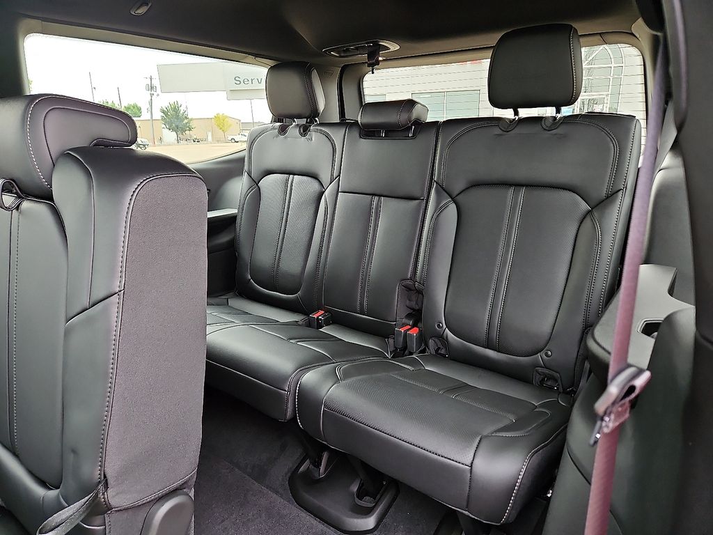 2025 Jeep Wagoneer Series I - Photo 8