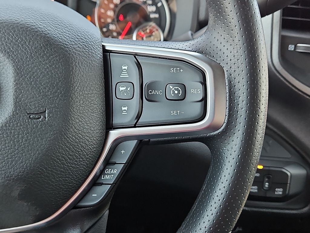 2025 RAM 2500 Tradesman - Photo 19