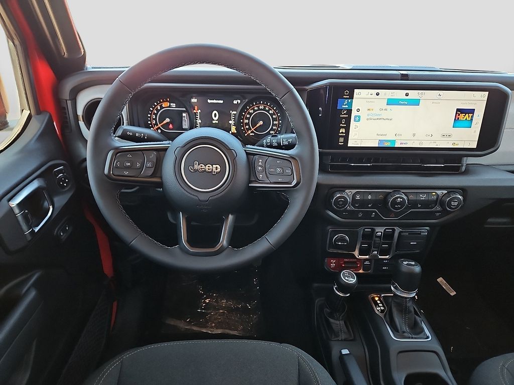2025 Jeep Wrangler 4-Door Willys - Photo 7