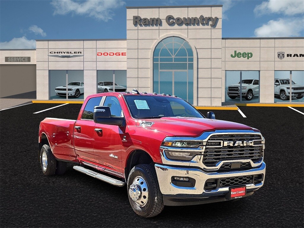 2025 Ram 3500 Big Horn photo 4
