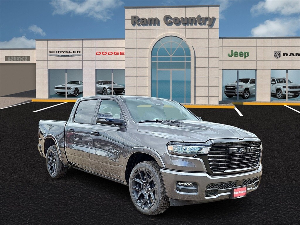 2025 Ram 1500 Laramie photo 3