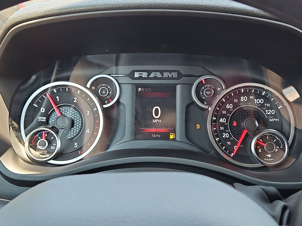 2025 RAM 2500 Tradesman - Photo 20