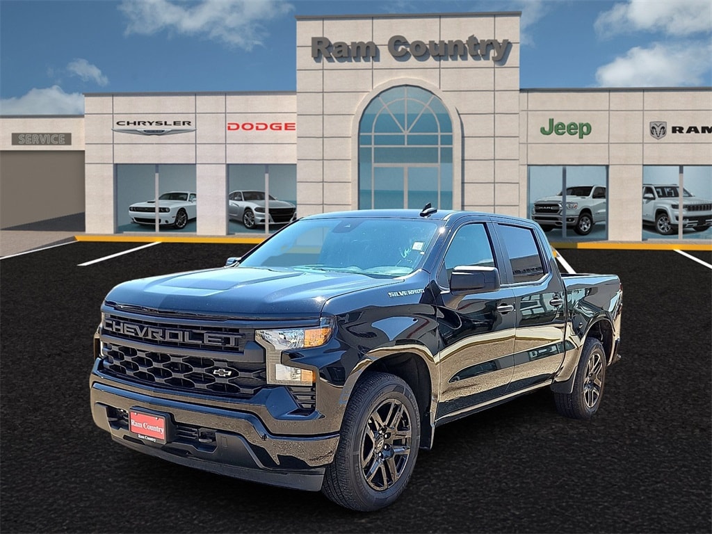 2023 Chevrolet Silverado 1500 Custom