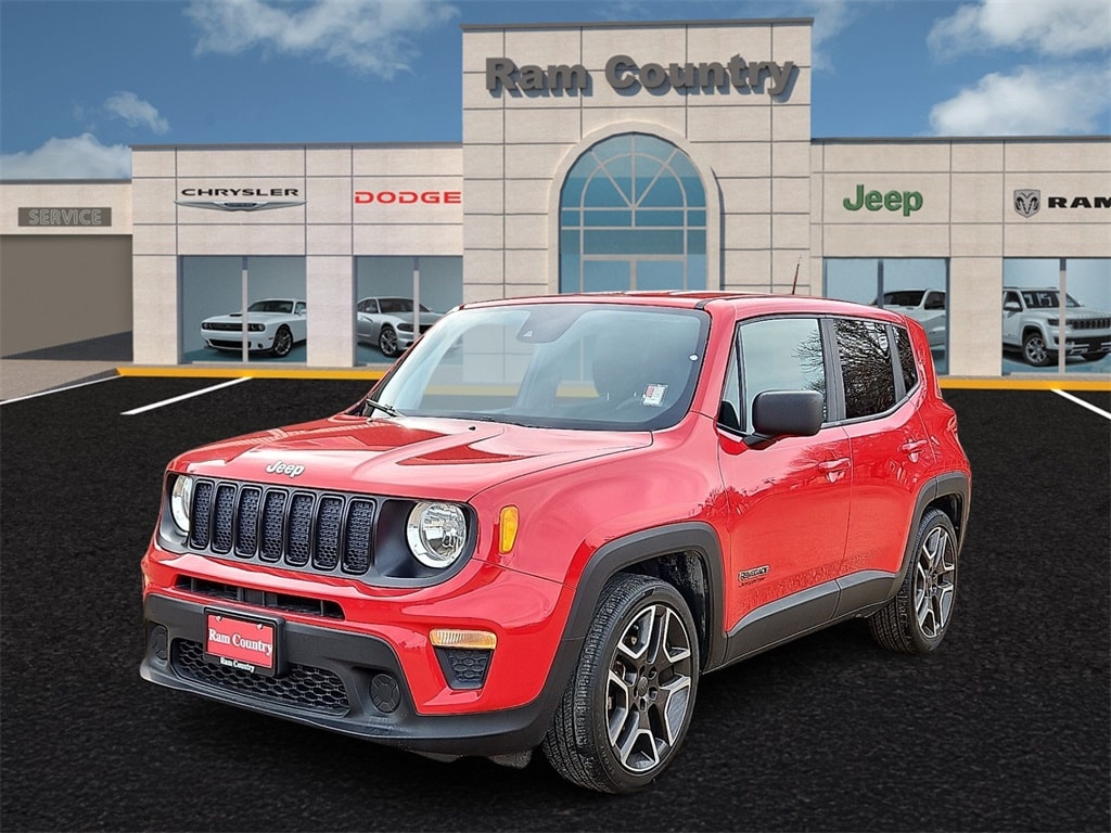 2021 Jeep Renegade Jeepster's photo