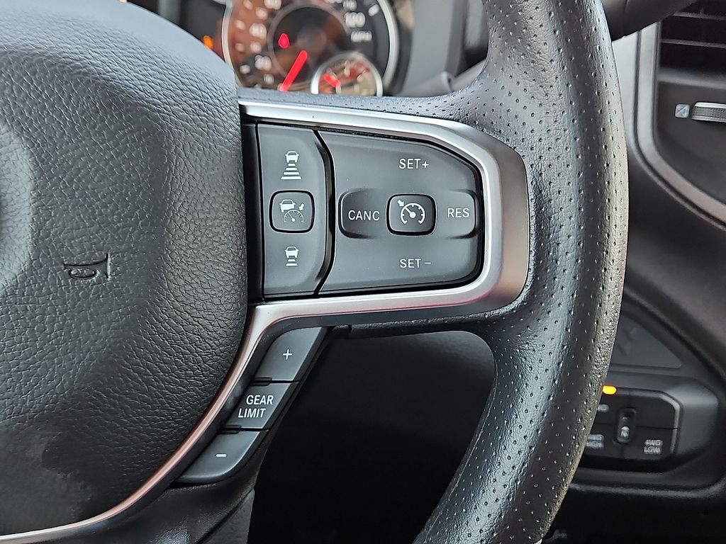 2025 RAM 2500 Tradesman - Photo 19