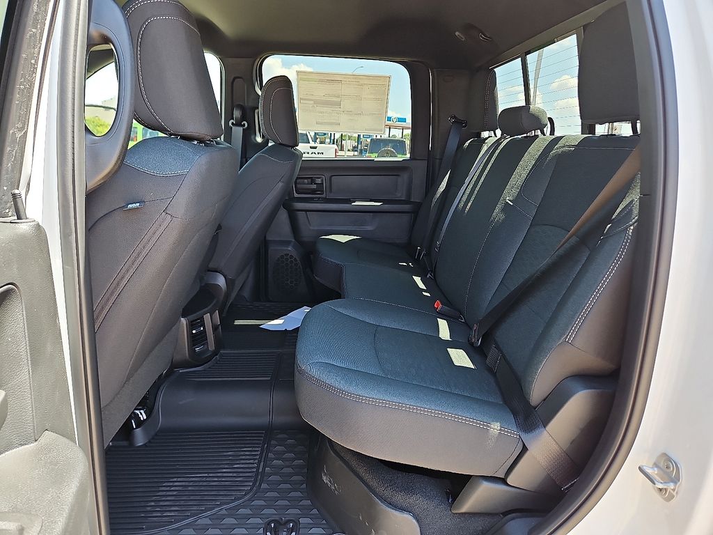 2025 RAM 2500 Tradesman - Photo 10