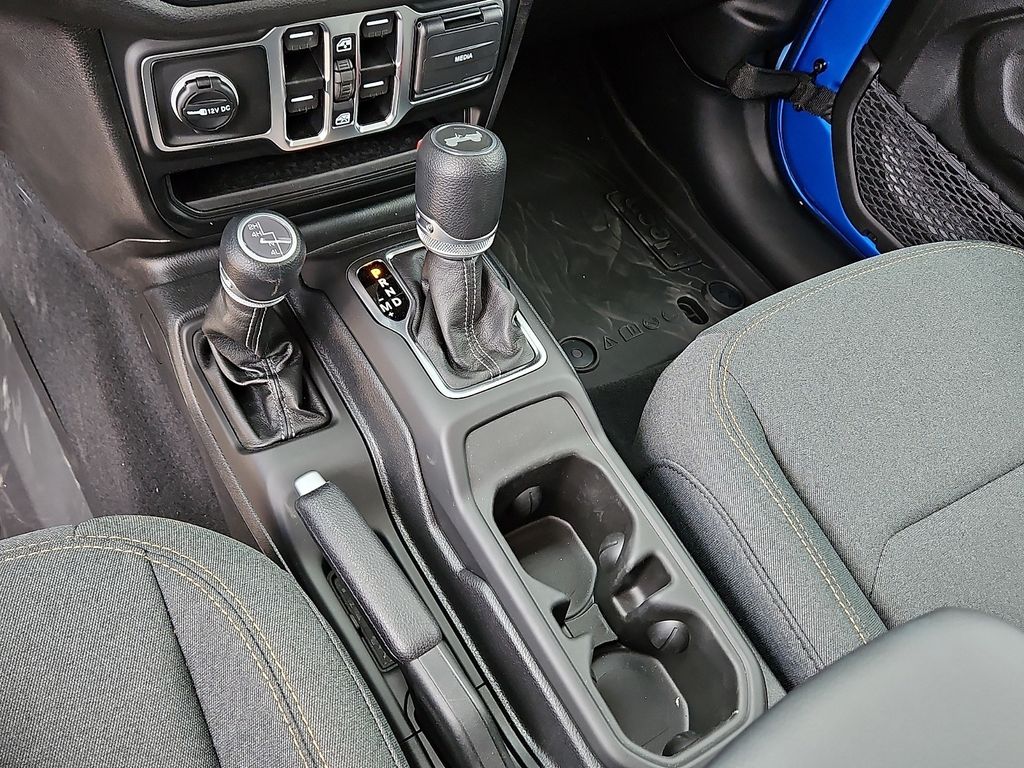 2025 Jeep Wrangler 4-Door Sport S - Photo 13