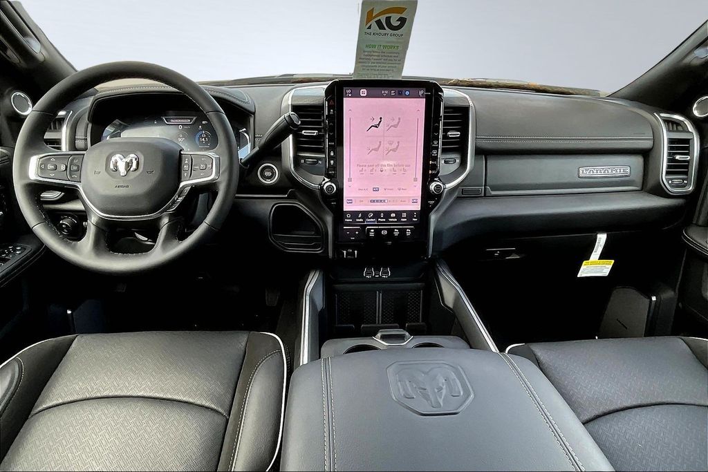 2025 RAM 2500 Laramie - Photo 6