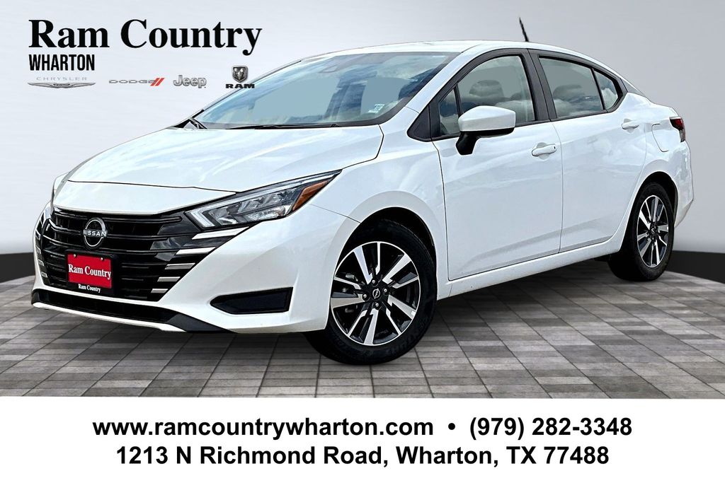 2025 Nissan Versa Sedan SV