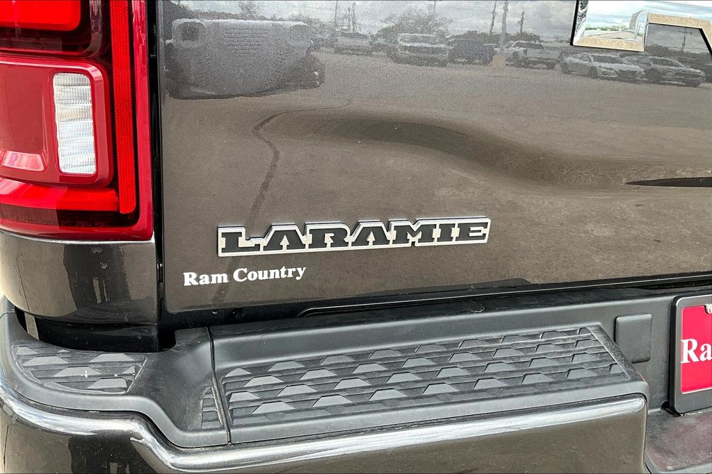 2025 RAM 2500 Laramie - Photo 10