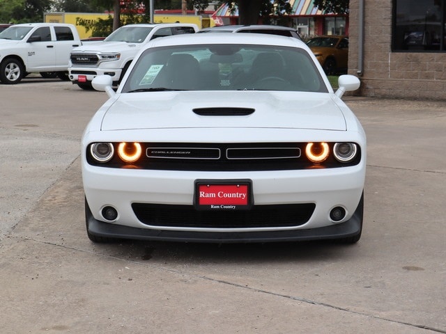 Used 2022 Dodge Challenger R/T with VIN 2C3CDZBT1NH105408 for sale in Wharton, TX