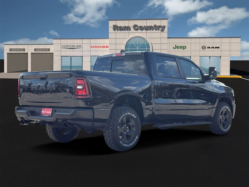 New 2026 Ram 1500 WARLOCK CREW CAB 4X4 5'7 BOX Pickup