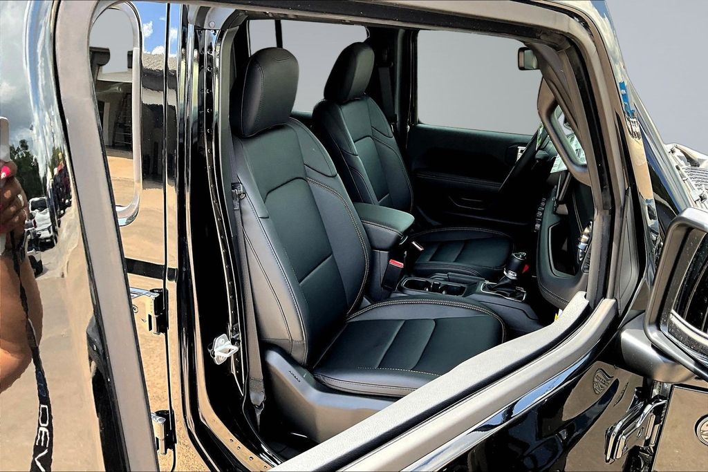 2025 Jeep Gladiator Texas Trail - Photo 14