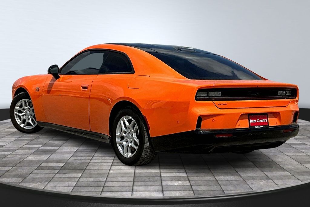 2025 Dodge Charger Daytona R/T - Photo 4