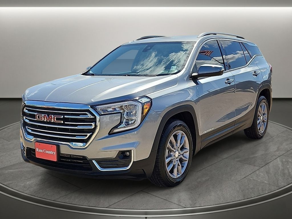 Used 2024 GMC Terrain SLT