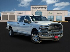 2026 Ram 3500 TRADESMAN CREW CAB 4X4 8' BOX Pickup