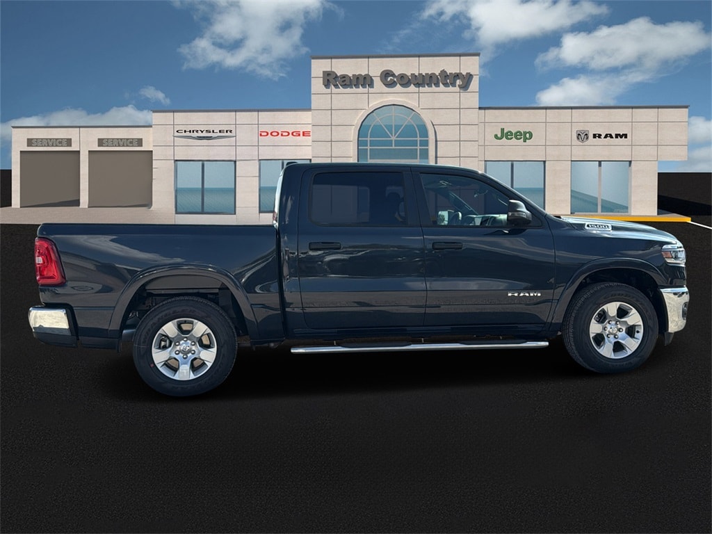 New 2026 Ram 1500 LONE STAR CREW CAB 4X2 5'7 BOX Pickup
