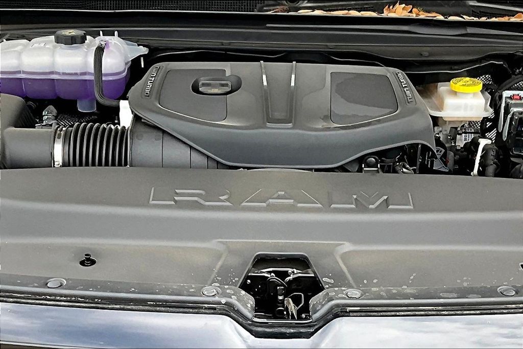 2026 RAM 1500 Warlock - Photo 13