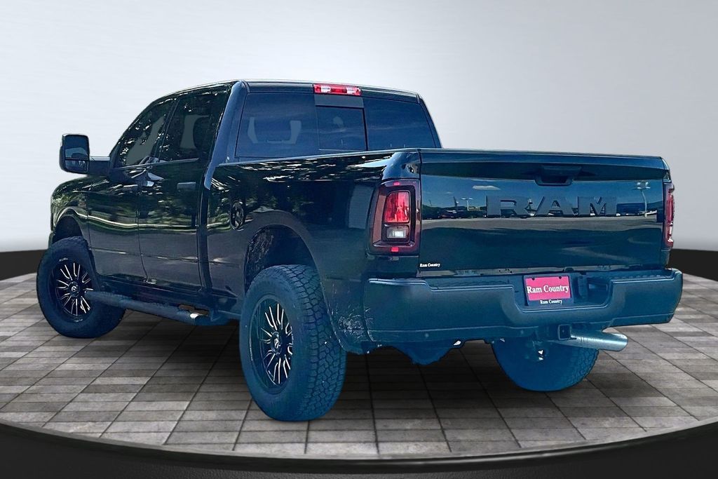 2025 RAM 2500 Tradesman - Photo 4