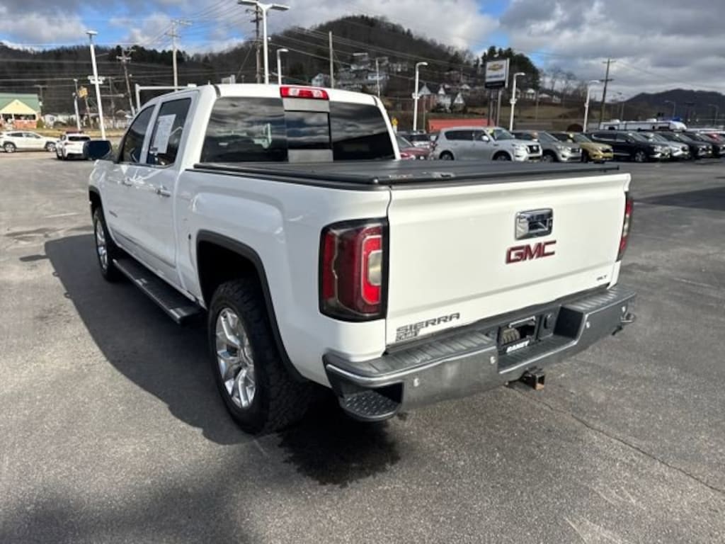 Used 2017 GMC Sierra 1500 SLT Truck