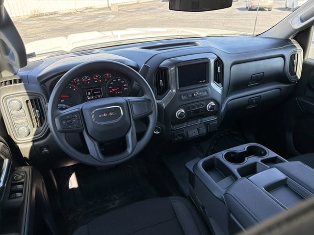 2025 GMC Sierra 3500HD Pro - Photo 6