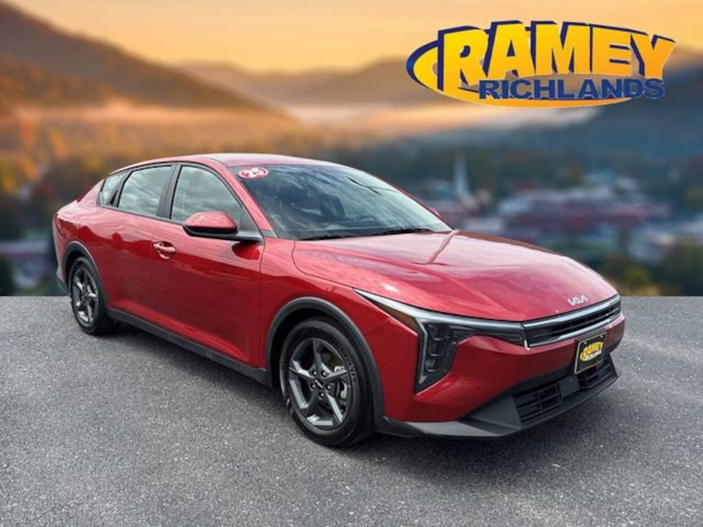 Used 2025 Kia K4 LXS