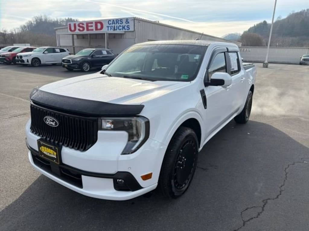 Used 2025 Ford Maverick Lobo High