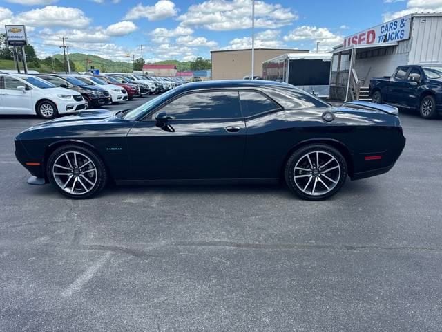 Used 2022 Dodge Challenger R/T with VIN 2C3CDZBT9NH253158 for sale in Richlands, VA