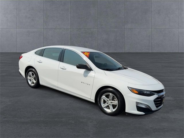 Used 2020 Chevrolet Malibu 1LS with VIN 1G1ZB5ST5LF017425 for sale in Richlands, VA