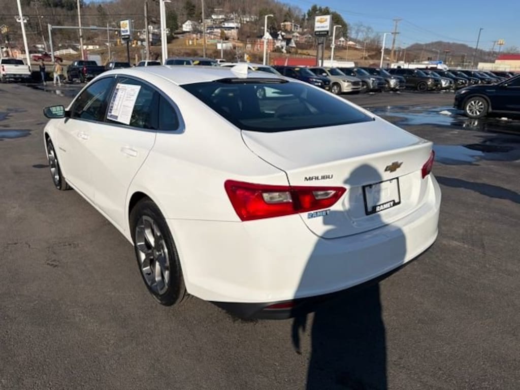 Used 2023 Chevrolet Malibu LT Car