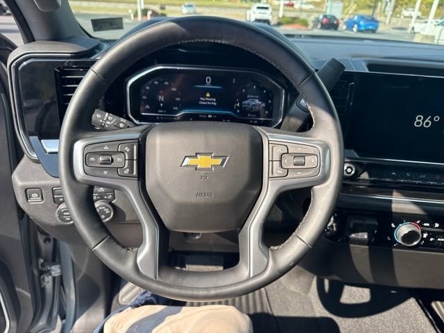 2025 Chevrolet Silverado 1500 LT - Photo 12