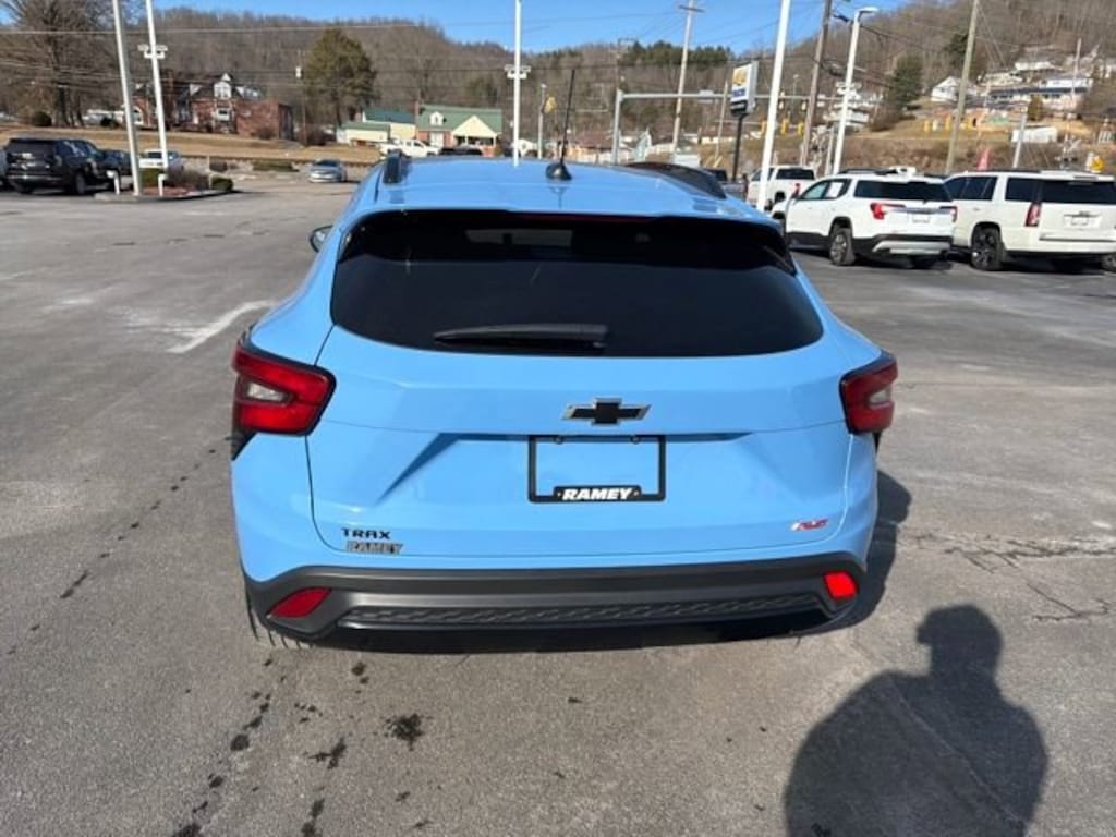 Used 2024 Chevrolet Trax 2RS SUV