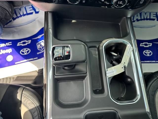 2025 Chevrolet Silverado 1500 RST - Photo 17