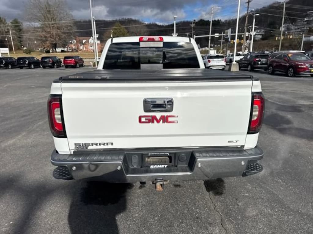 Used 2017 GMC Sierra 1500 SLT Truck
