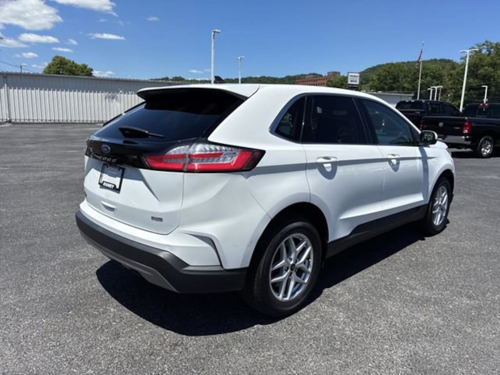 Used 2023 Ford Edge SEL